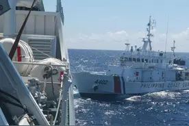 24小时内，菲律宾2次挑衅，故意冲撞中国海警船，美国趁机拱火图片