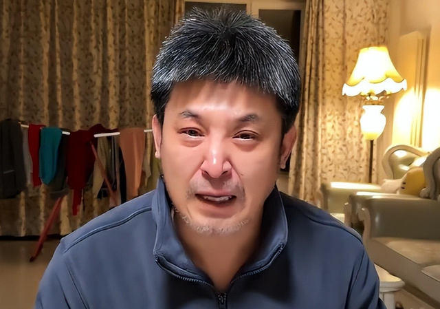 孙涛崩溃大哭发声不到24小时，荒唐的一幕出现，闫学晶把他害惨了