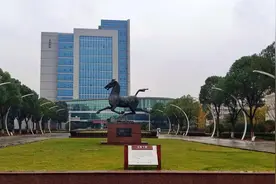 独树一帜的五年一贯制公办江苏联合职业技术学院，23.9万人图片