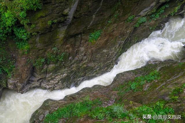 别只盯着武当山了！湖北这3个冷门景地，才是真正的胜境！