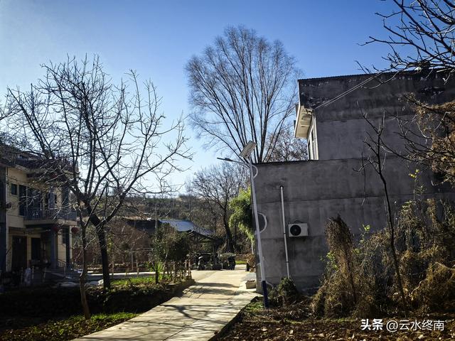 “胭粉台、补天台，娘娘婆的一只鞋”，蓝田这个村喝茶晒暖暖真好