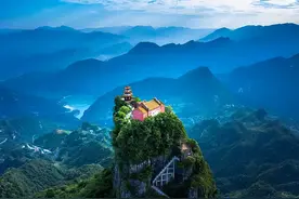 中国最暴利景区,门票259元年赚80亿,黄山不及其1/4,游客却挤破头图片
