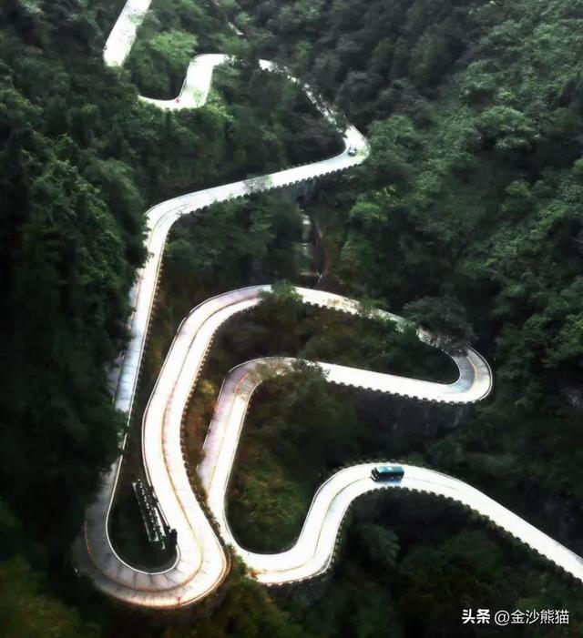 镜头中的山水：寻梦张家界 醉心山水间