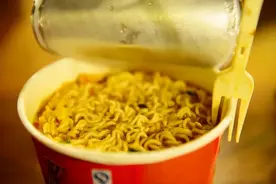 正在消失的中国方便面图片