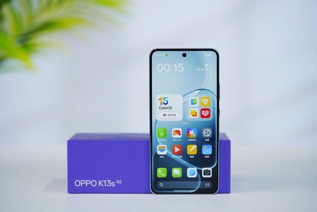 7000mAh超大电池 OPPO K13s评测：千元六年耐用真能打！