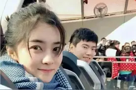 梁靖崑：嫁人就嫁梁甜甜！结婚、离婚、复婚都被奚美丽死死拿捏图片