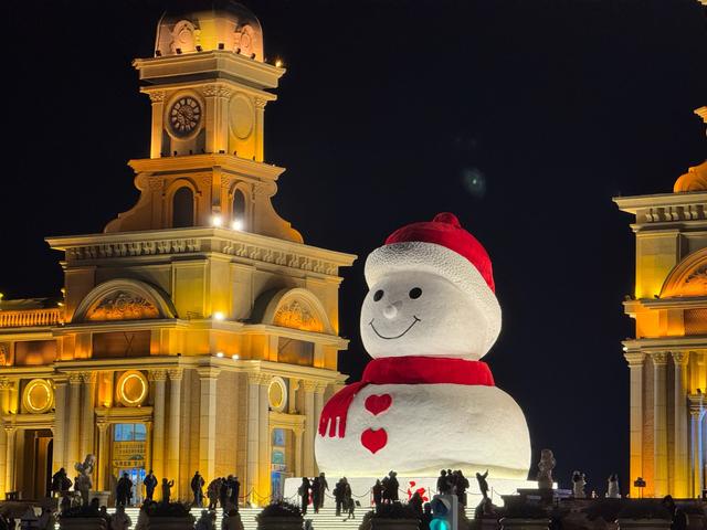 哈尔滨19米大雪人，正式启动建造！今年它将更庞大！