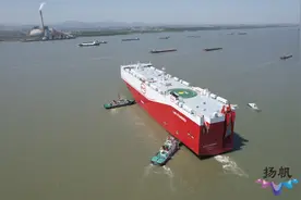 全球最大、最环保汽车滚装船在扬交付首航图片