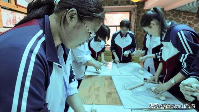 当青春邂逅山海：威海水产学校学子走进赤山，开启非遗研学之旅