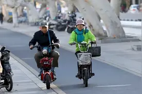 电动车没有驾照也能骑！4月起，3种电动车不用驾照，上路不查不扣图片