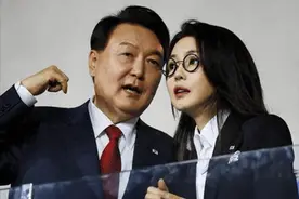 韩国第一夫人被爆大丑闻，宛宛类卿的风还是吹到了韩国图片