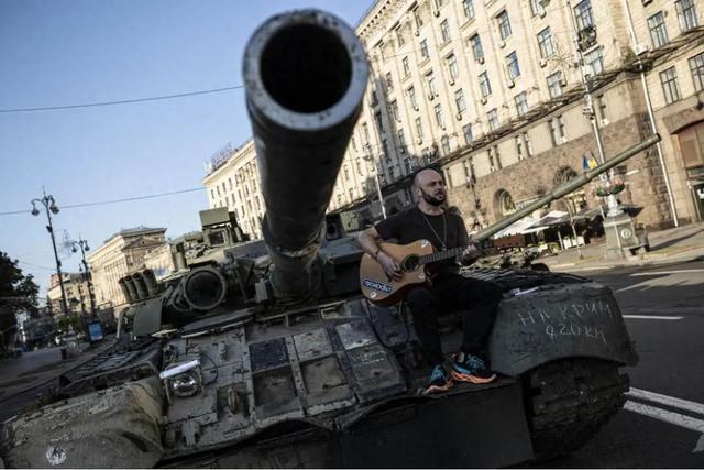 仅剩2000万人？比乌克兰投降更可怕的事情是，再打可能亡国灭种了