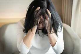 回顾：河南女子用侧柏叶煮水洗头，坚持半年后，她的脱发情况咋样图片