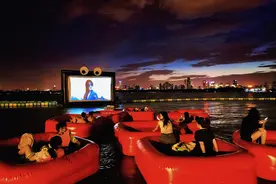 夏夜游东湖有多火？东湖入选滴滴打车需求全国TOP10夜游景点图片