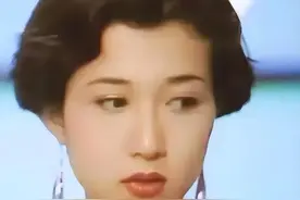 被成龙“泡过”的3位女星，个个人间绝色，是玩玩而已还是真爱？图片