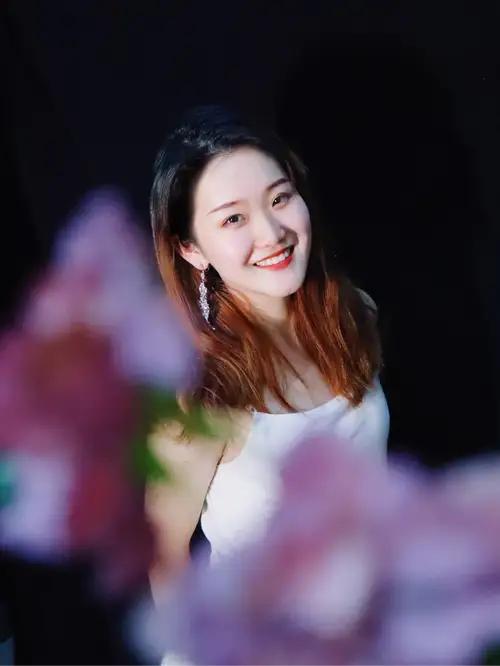 搞定 35～45 岁女人的最好方式：喂饱她的两个需求，她会你死心塌地