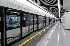 北京地铁去年亏240亿，全国只有5座城盈利，爆满的地铁怎么总亏图片