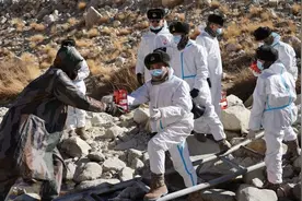 1万印军部署边境后，莫迪妄图开发藏南，隧道一旦挖通，后患无穷图片