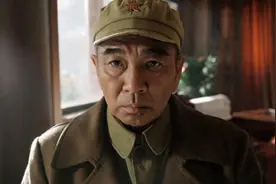 低调谦和、嫉恶如仇，《长津湖》里的彭老总是怎么练成的？图片