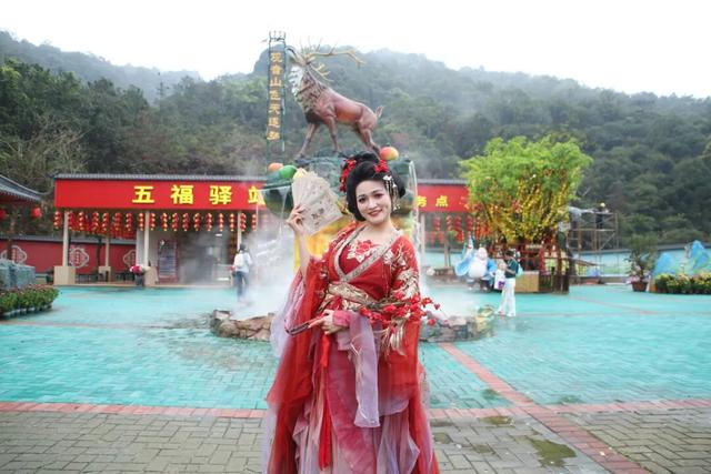 4月4日，莲花花神邂逅赛博机器人，邀您玩转观音山花朝节