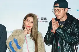 曝蝴蝶姐姐怀孕内幕：出轨罗志祥获丈夫原谅，被要求和圈内人断交图片