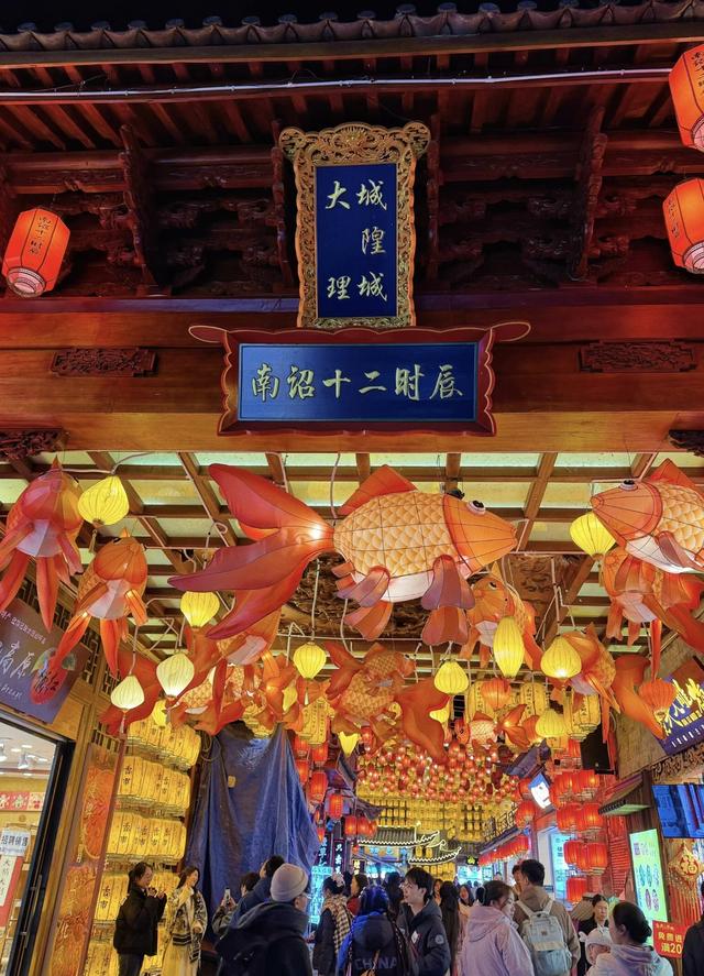 云南十大古镇漫游，寻找云南的灵魂！云南的古镇你都去过哪些？