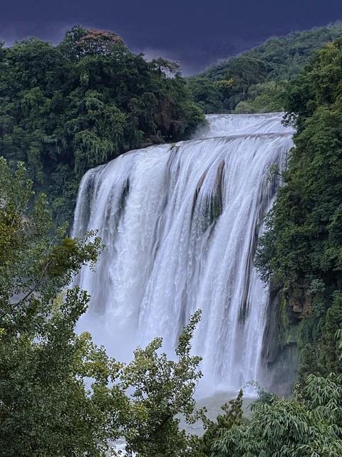 贵州春天6天5晚：一次看完樱花、杜鹃和瀑布，这条线路我写给你