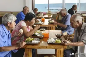 最新 | 老人助餐补贴！天津一区明确发放方案！图片