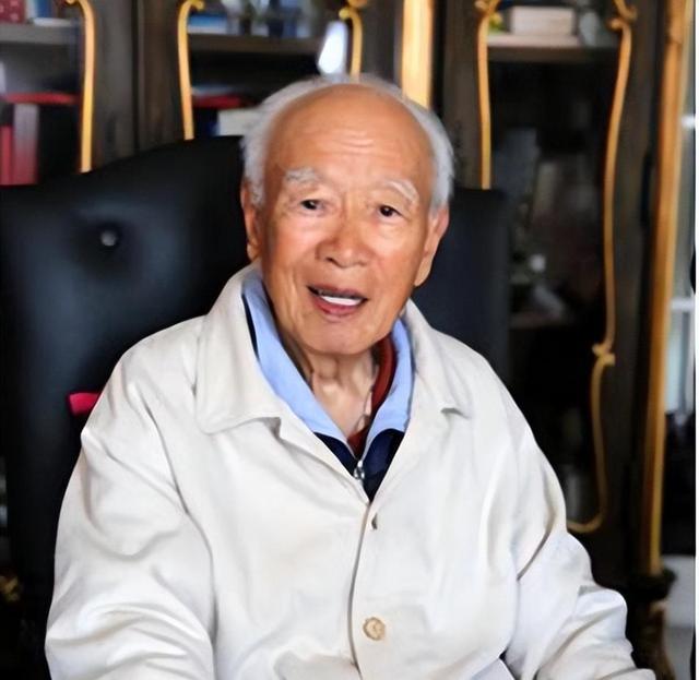 他是华国锋的亲家，担任山西一把手8年	，功勋卓著，活了95岁