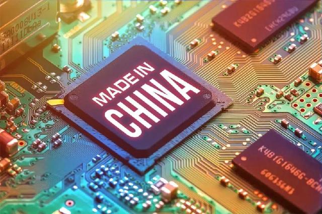 全球竞争拼生态，欧美用芯片算法卡脖子，中国靠科技赋能消费破局