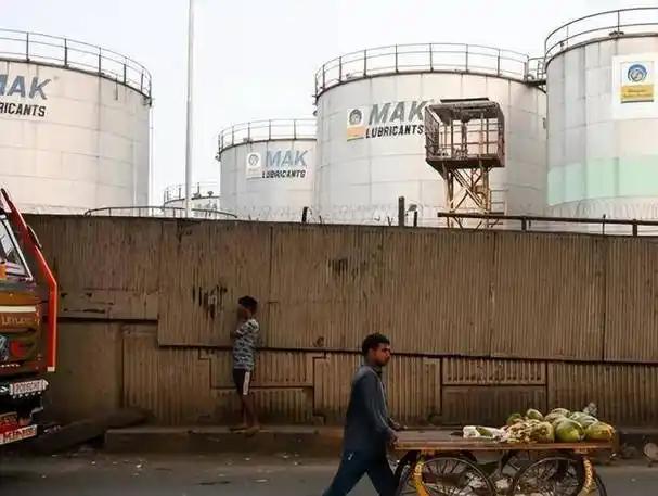 特朗普赚大了,中美刚谈完,巴西、印度传来大消息,有望达成协议