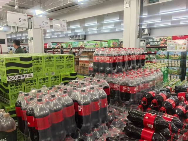 实探开心农场A会员店：低配的山姆、高配的乐尔乐和农贸集市