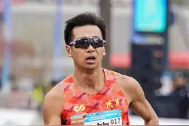 宝籍健将王钦在全国竞走大奖赛夺冠图片