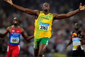 历史上最高的百米冠军！40步跑完100米，博尔特的天赋有多变态？图片