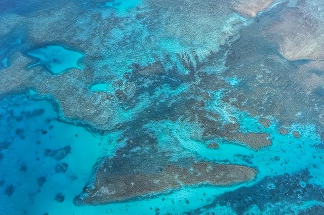 中国援助菲律宾灾民刚落地	，菲媒就 “改口	”：黄岩岛属中国控制，南海风向突变？