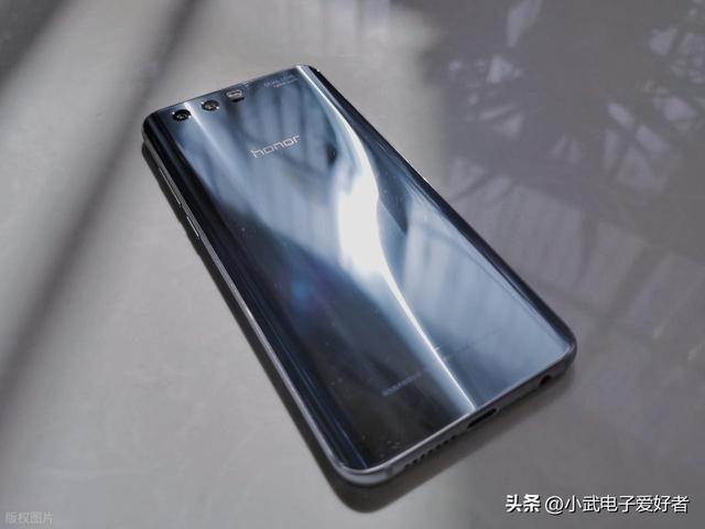 荣耀高管正面宣战安卓卡顿标签！MagicOS10系统优化实锤!安卓福利