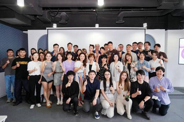 迎接AI时代新十年｜蓝标传媒与Meta共庆合作十周年
