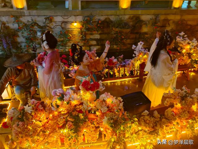 千灯摇橹处 夜宴三千年 ——央视直播里的祥云湾时空折叠夜