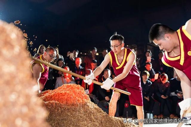 中国最醉人的春天，凭什么在这座城市？