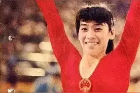 两远古高低杠女神，中国马艳红和前苏联科尔布特，高低杠谁强？图片