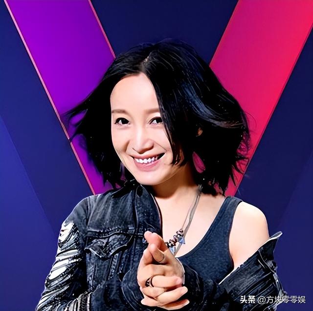 她连上5次春晚，私下却和恩师同居怀孕被骗流产，今57岁依然单身