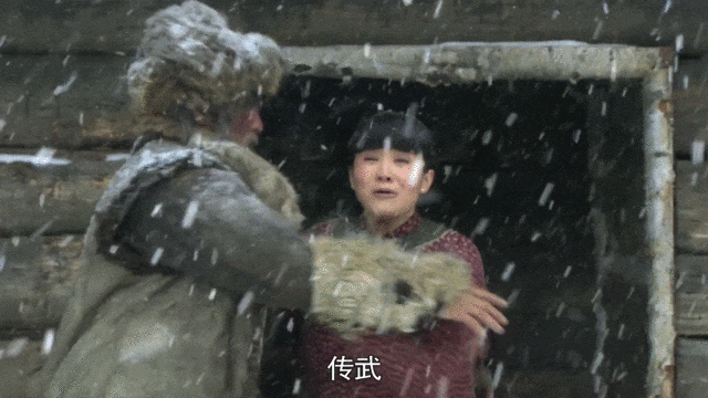 她被骂“陪睡上位”，后被封为“性感欲女”，得奖后当众怒怼海清