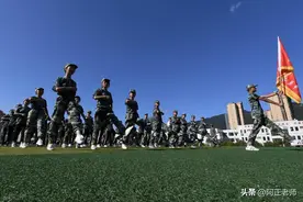 军校也有“重点”？90%人不知道：国防科大和普通军校差距有多大图片