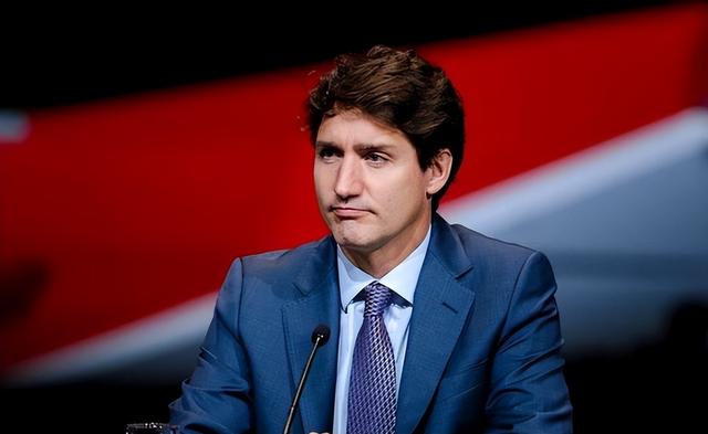 与中国签完协议后，卡尼一夜带头倒戈	，彭博社：世界新秩序正成形