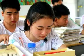 文科“四大王牌”专业方向，好就业，容易进体制，拿编制有优势图片