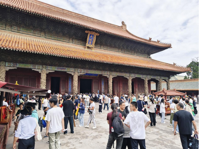 山东济宁假期文旅热 多样活动服务暖人心