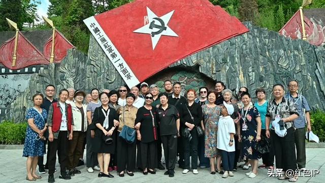 红军后代相聚越西 为越西文旅发展注入厚重红色底蕴
