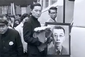 傅雷有两个娃，除了傅聪另外一个太凄惨了，你不知道也罢图片