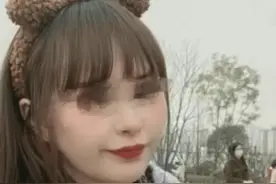 实锤！谭竹又被曝曾在KTV当妈咪，为资源陪睡客人，客人晒照为证图片