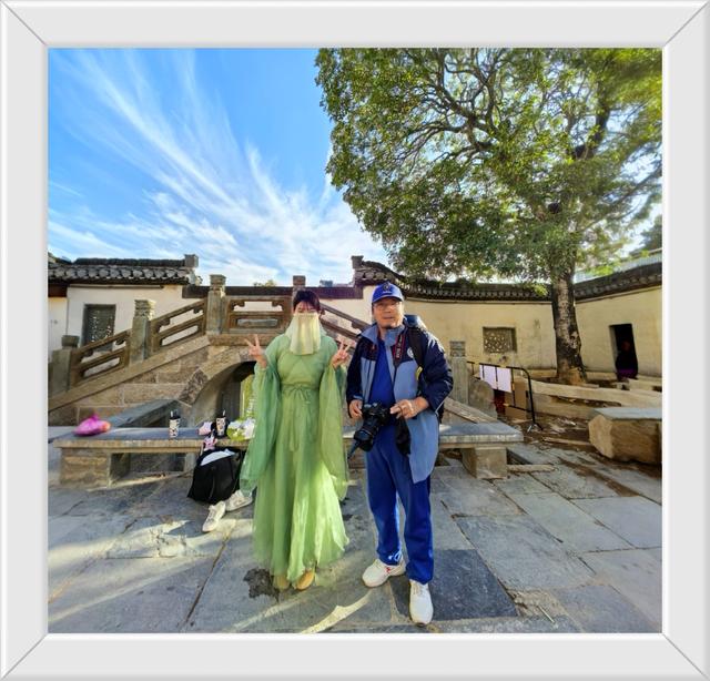 浸在烟火与诗意里的弦高古镇